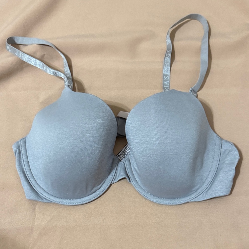 Victoria's Secret Light Gray Padded T-Shirt Bra